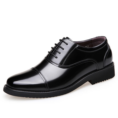 Lackskinn Oxford Skor Med Cap Toe Design För Herr | Ideal för Alla Säsonger