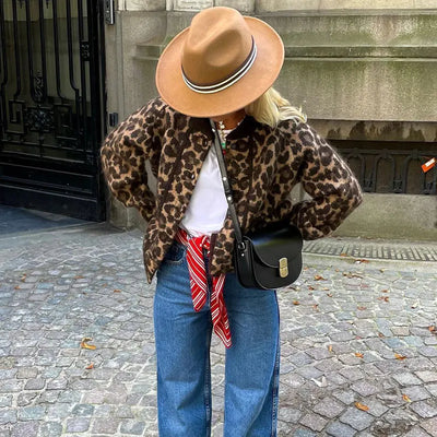 Tea | Trendig Leopardmönstrad Jacka för Kvinnor