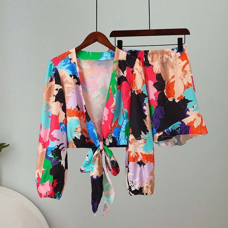 Fatima - Kvinnor Crop Top & Shorts Set