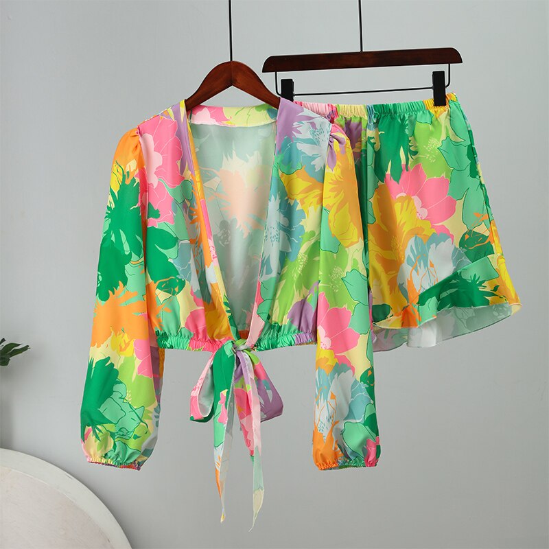 Fatima - Kvinnor Crop Top & Shorts Set