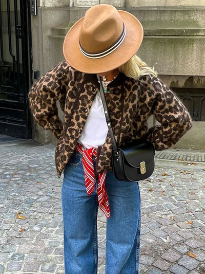 Tea | Trendig Leopardmönstrad Jacka för Kvinnor
