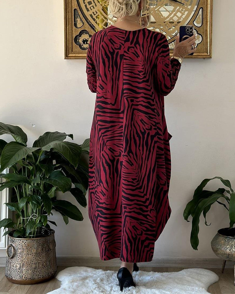 Esme - Damernas Tigertryck Röd Klänning